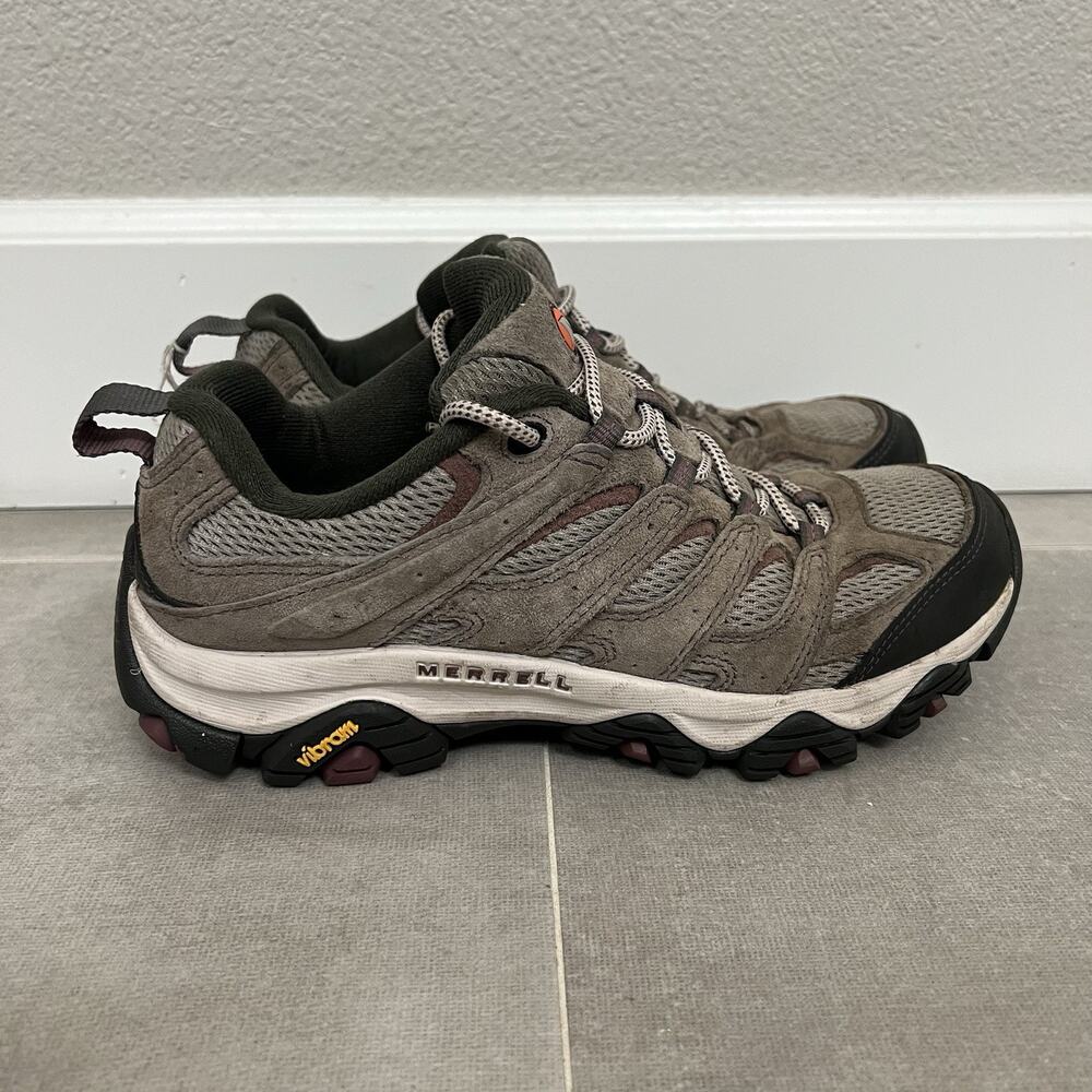 Merrell Moab 3 Womens Size 9W Beige Wide Low Top Hiking Vibram Shoes